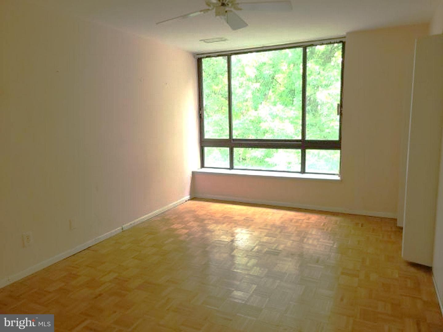 4936 Sentinel Drive #5-401 photo 14