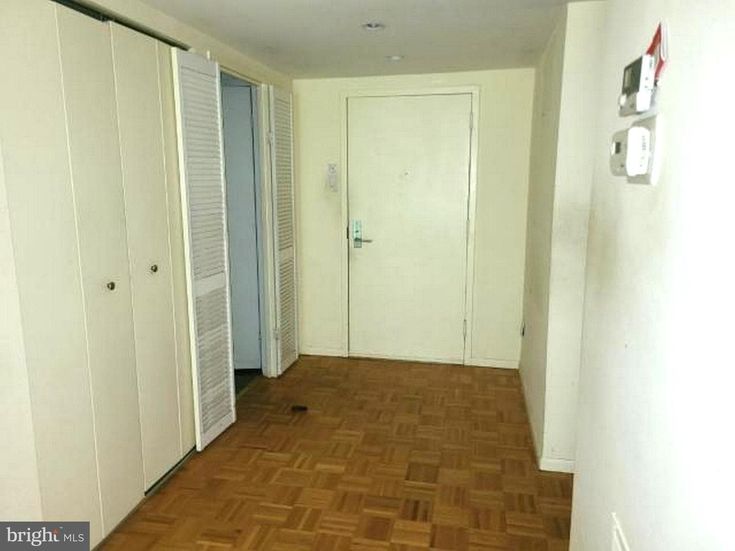 4936 Sentinel Drive #5-401 photo 9
