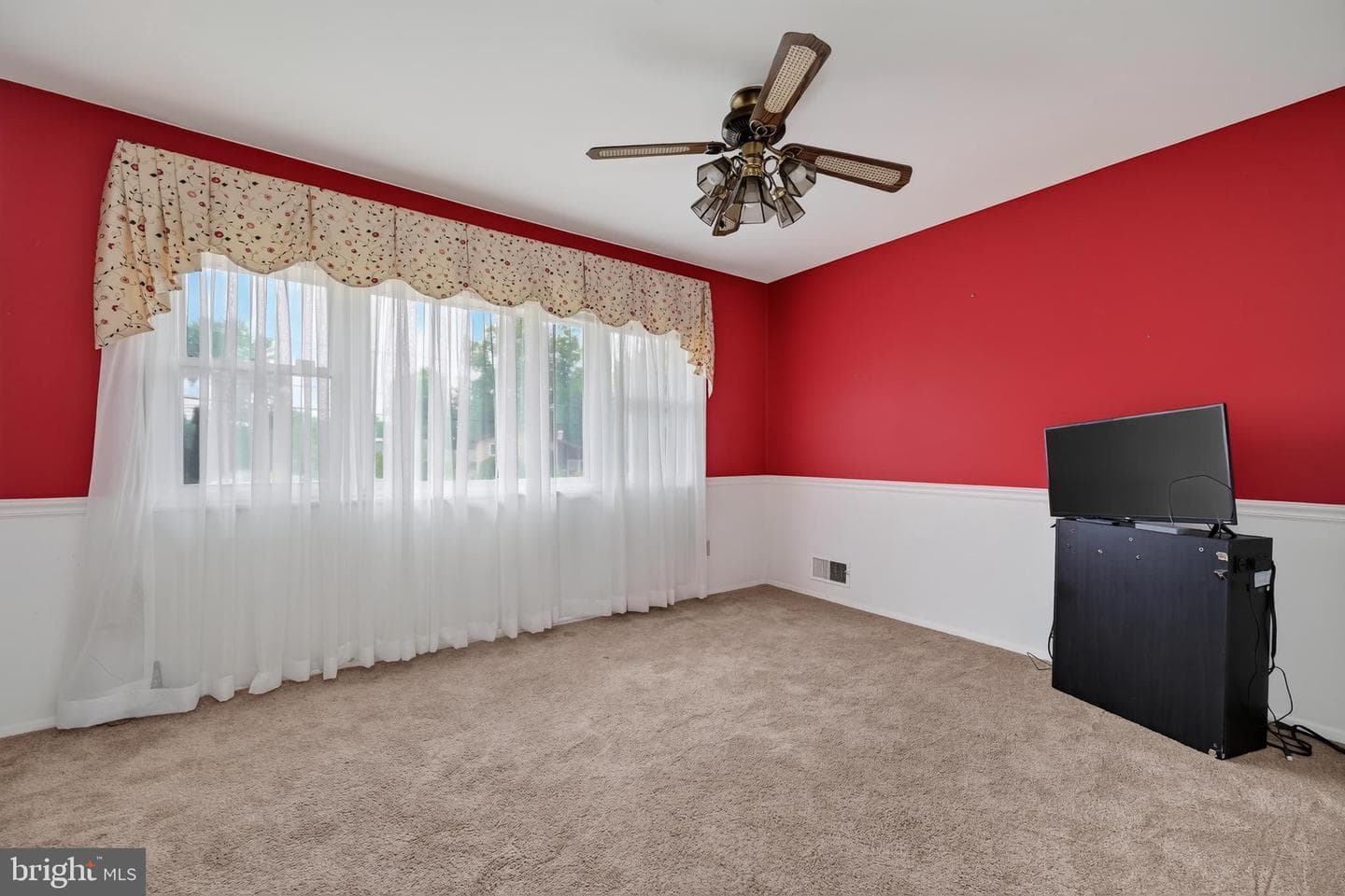 4107 Tulare Drive photo 19