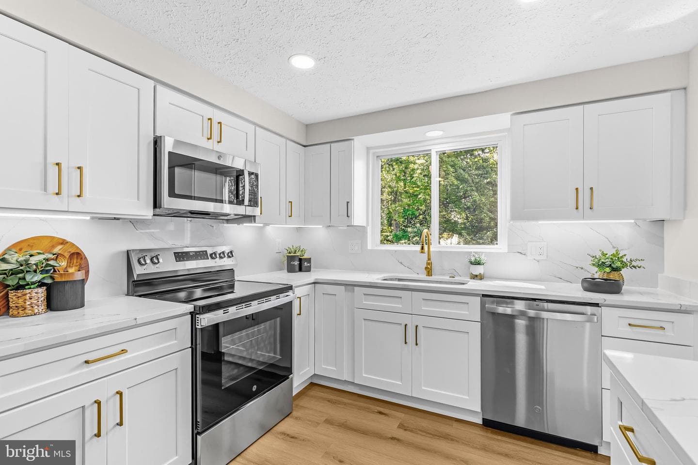 20716 Scottsbury Drive photo 15