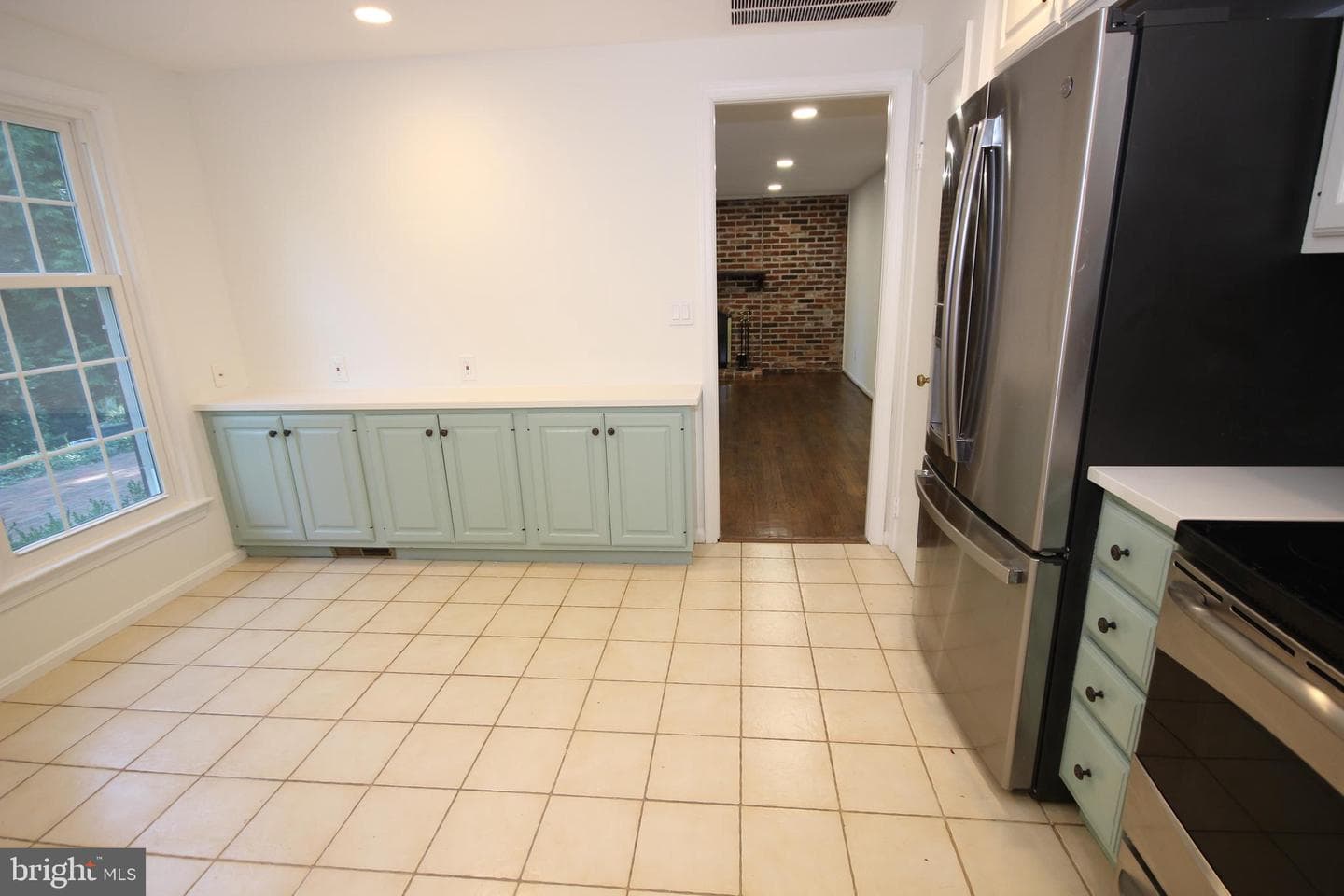 9536 Whetstone Drive photo 8