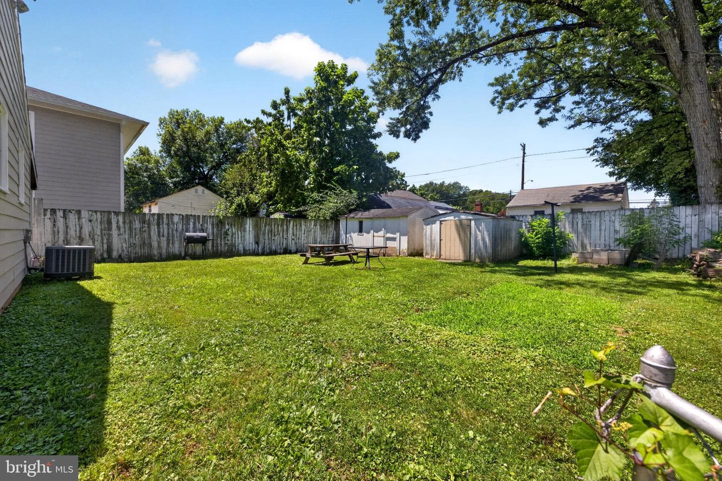 608 Burgundy Drive photo 22