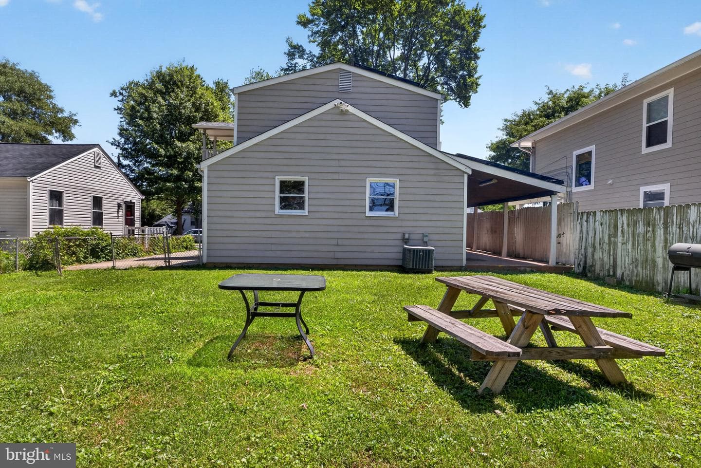 608 Burgundy Drive photo 24