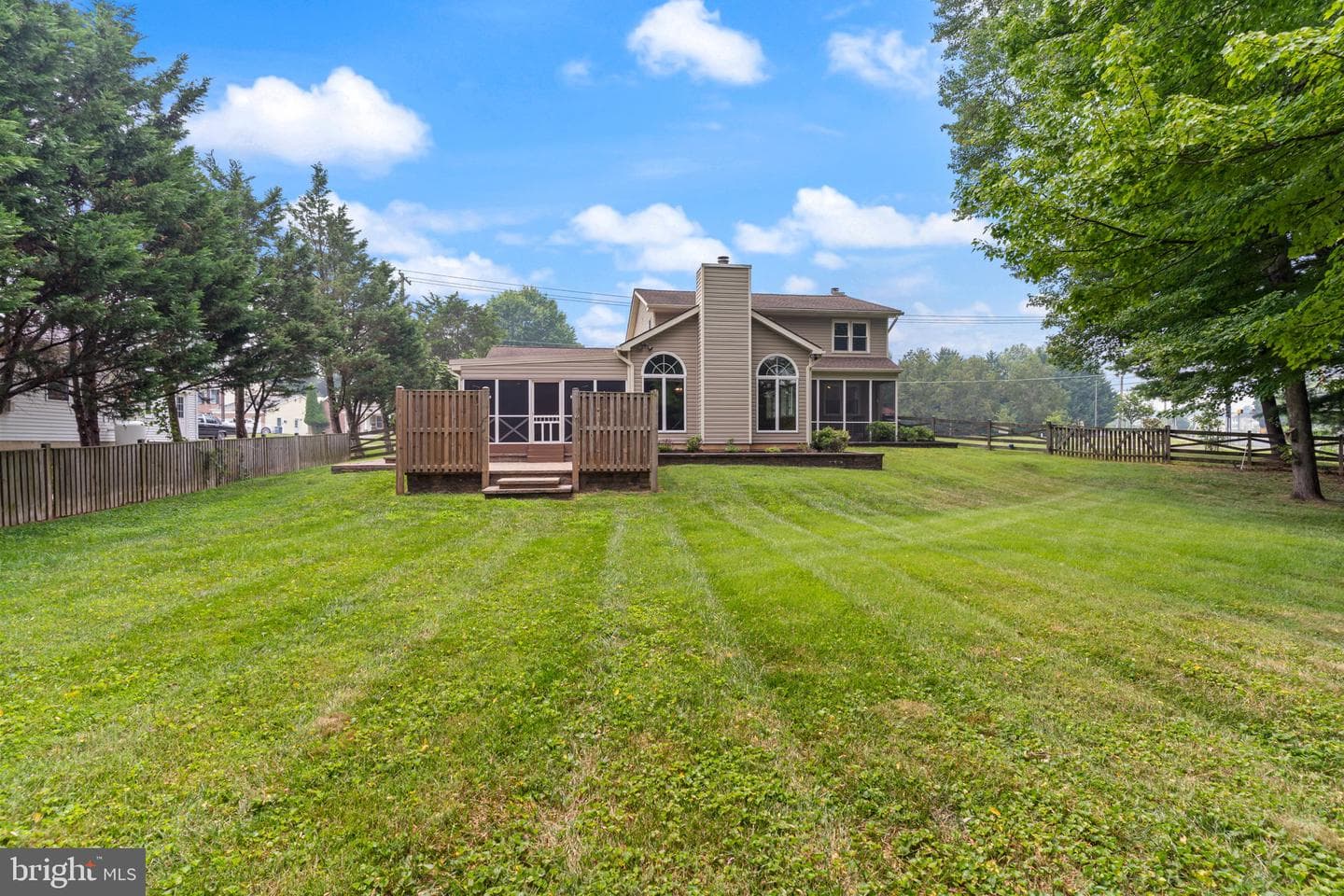 15541 Baileys Lane photo 41