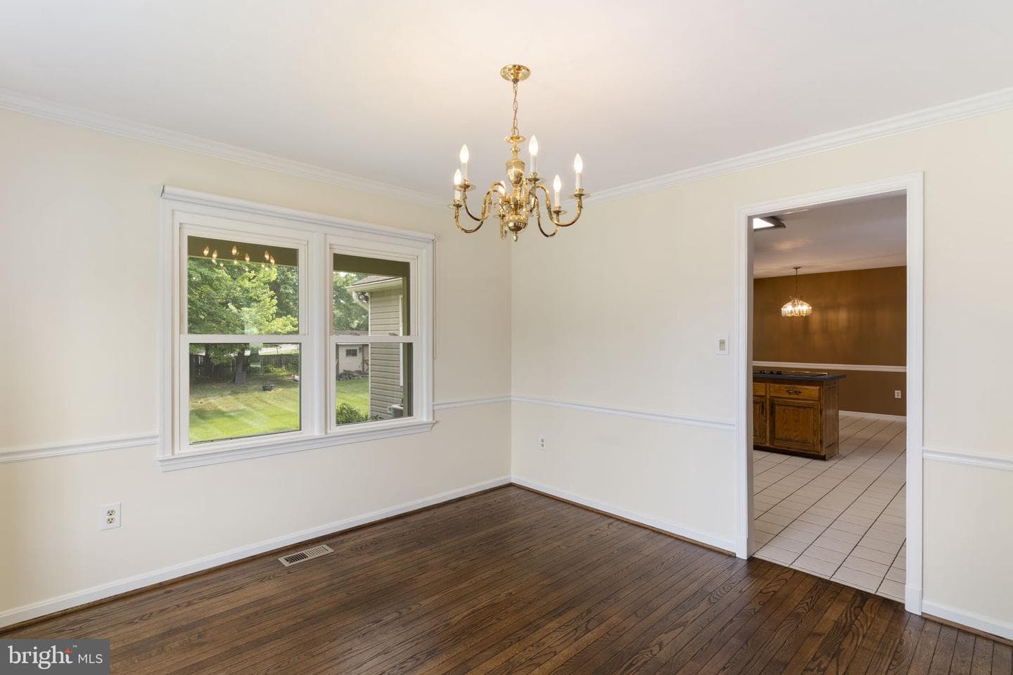 15541 Baileys Lane photo 8