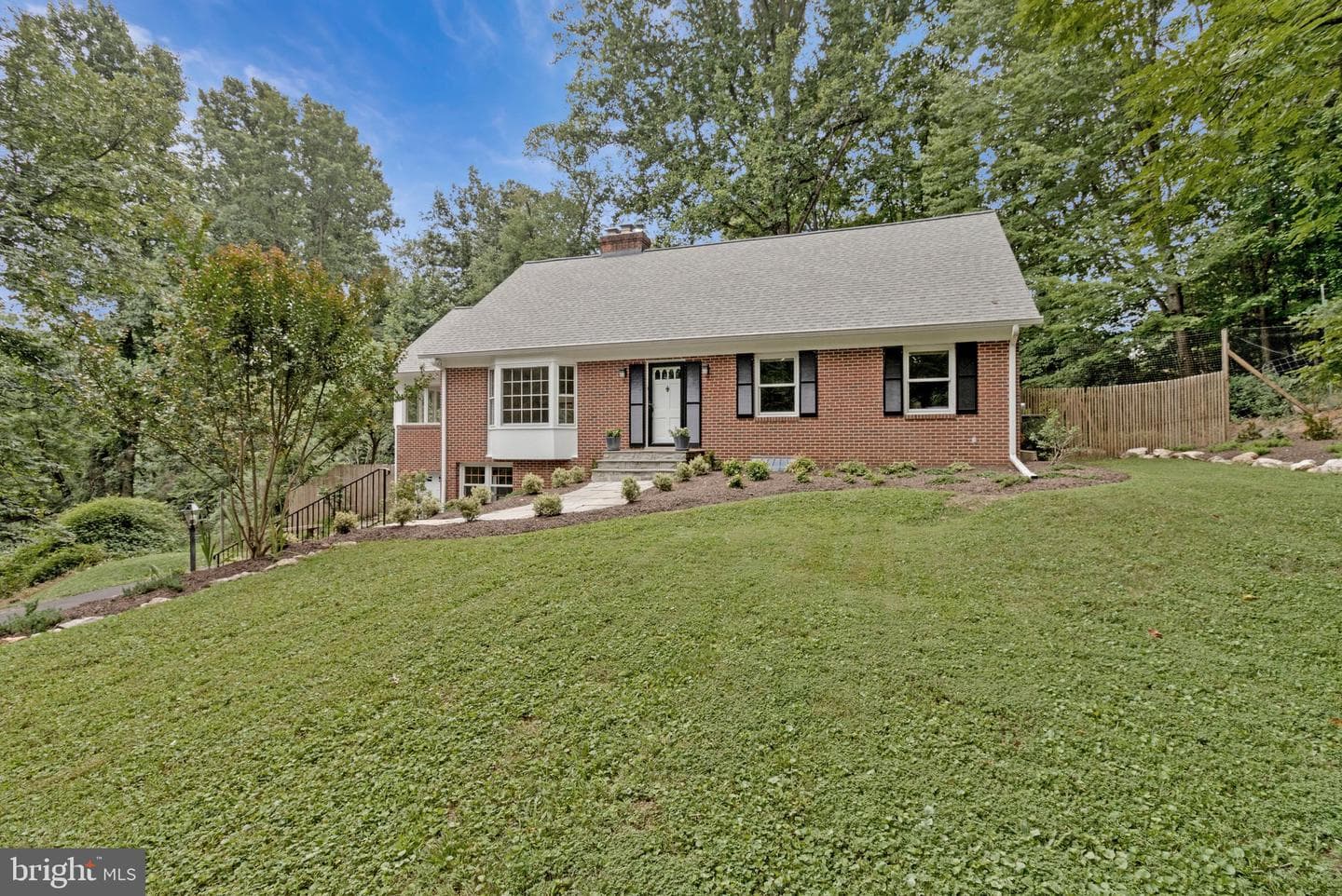 2213 Apple Tree Lane photo 33