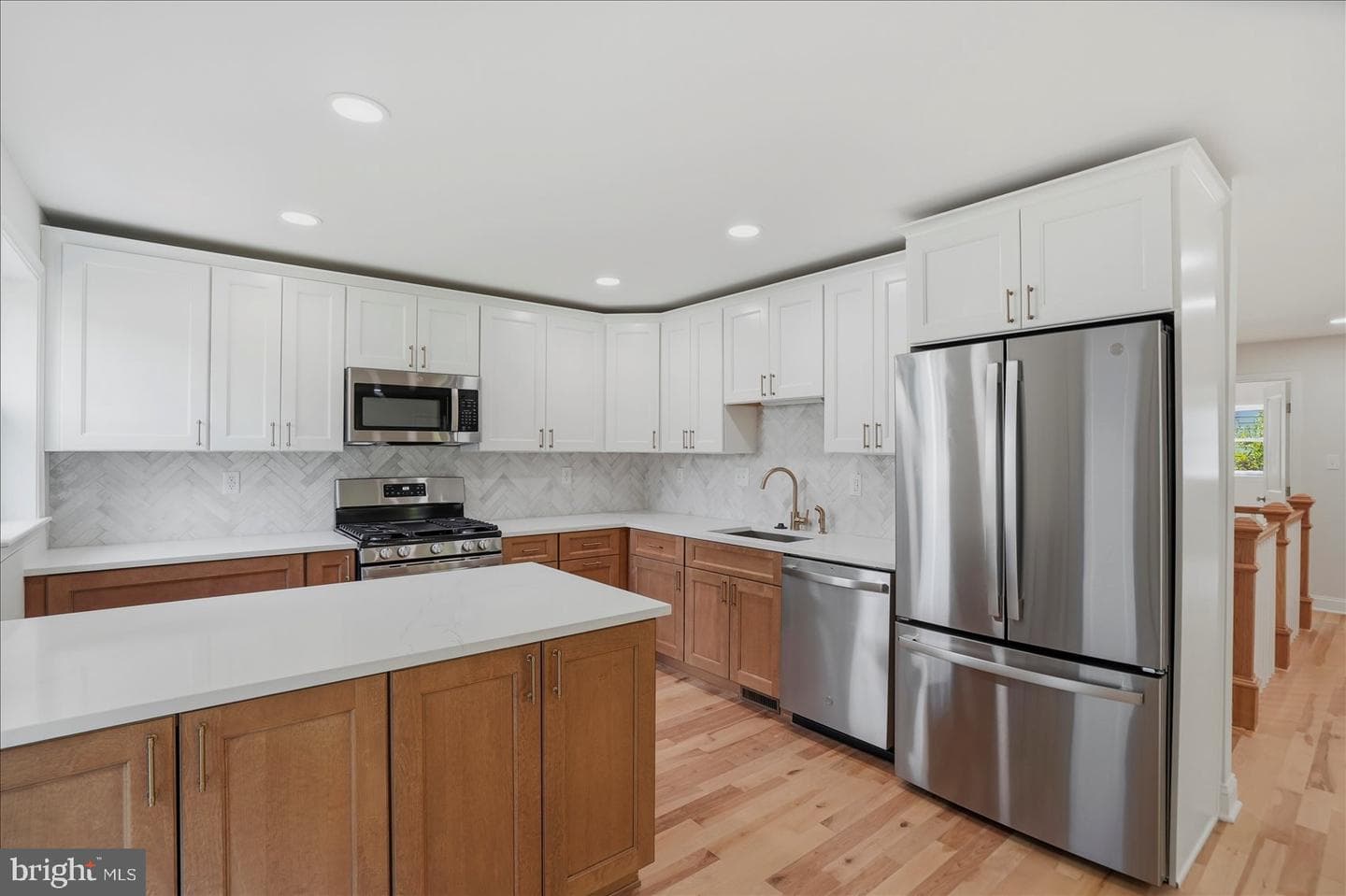 11305 Mapleview Drive photo 13