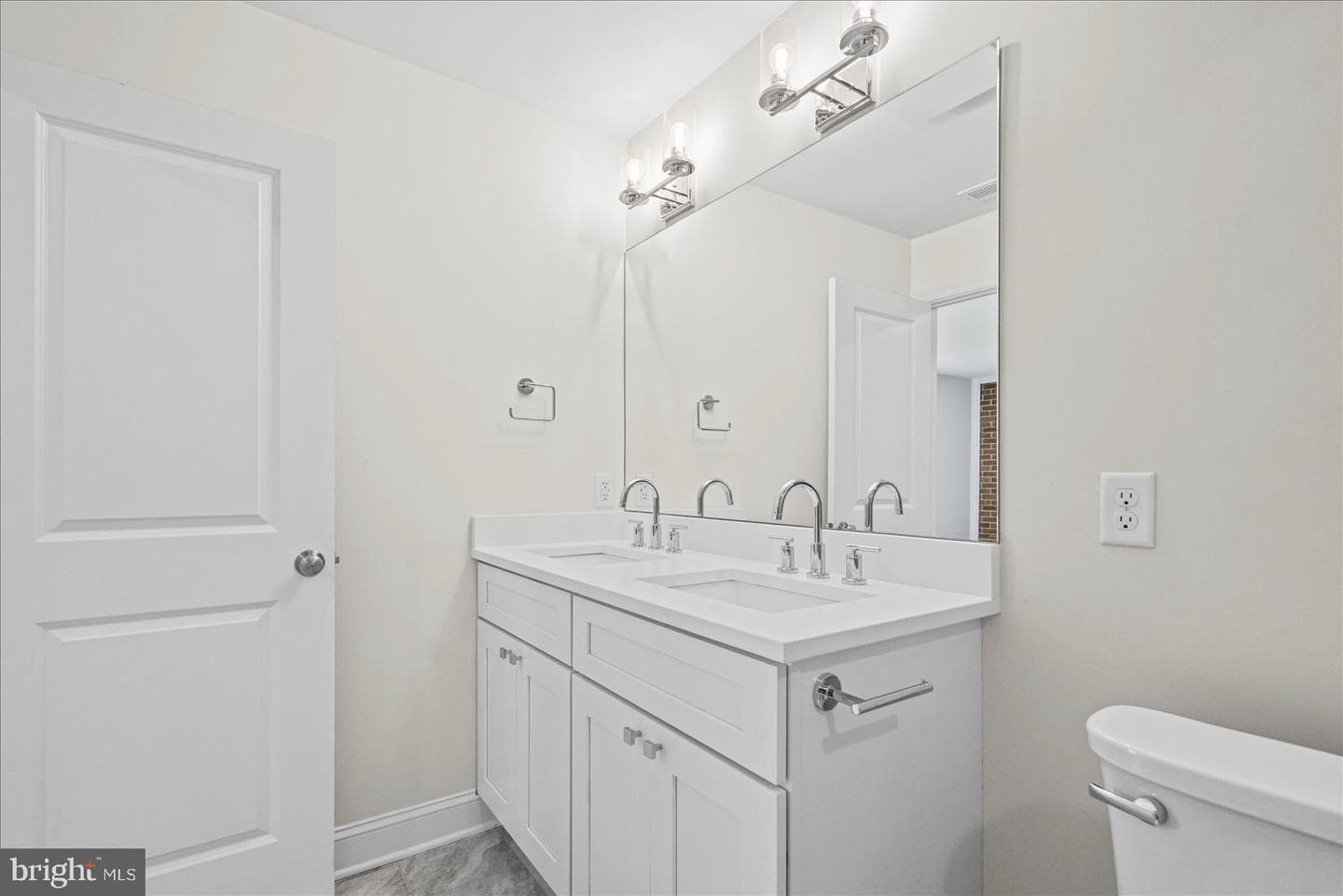 11305 Mapleview Drive photo 18