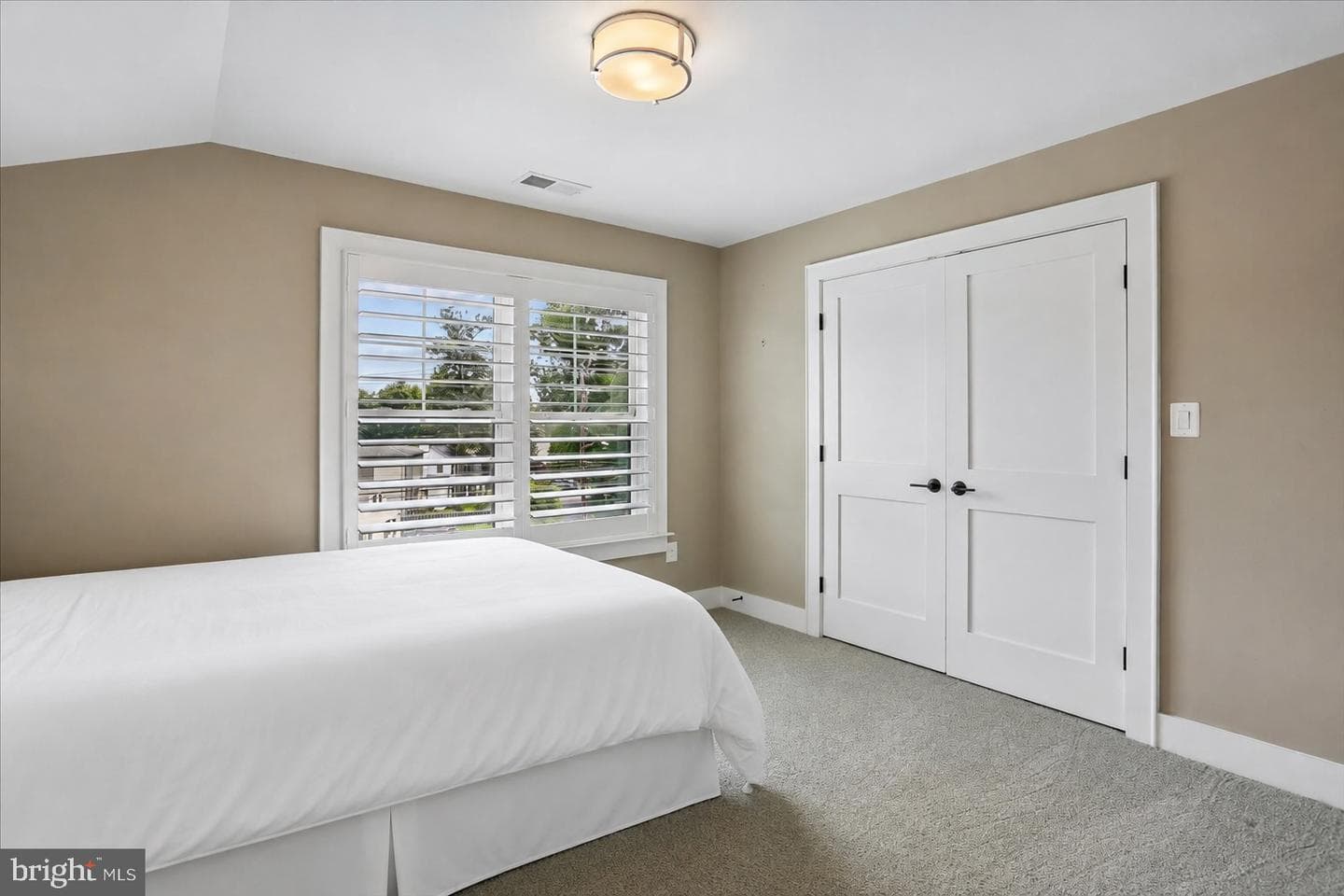 5401 Glenwood Road photo 38