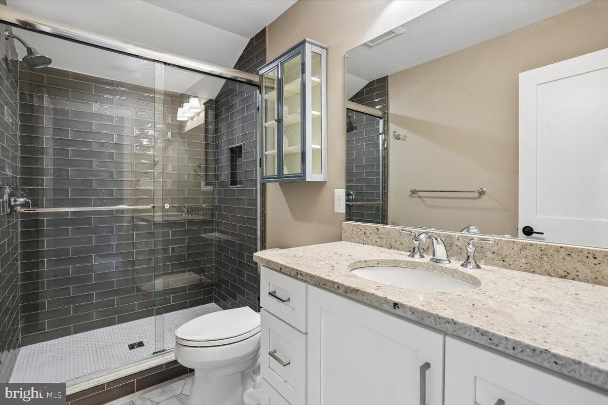 5401 Glenwood Road photo 39