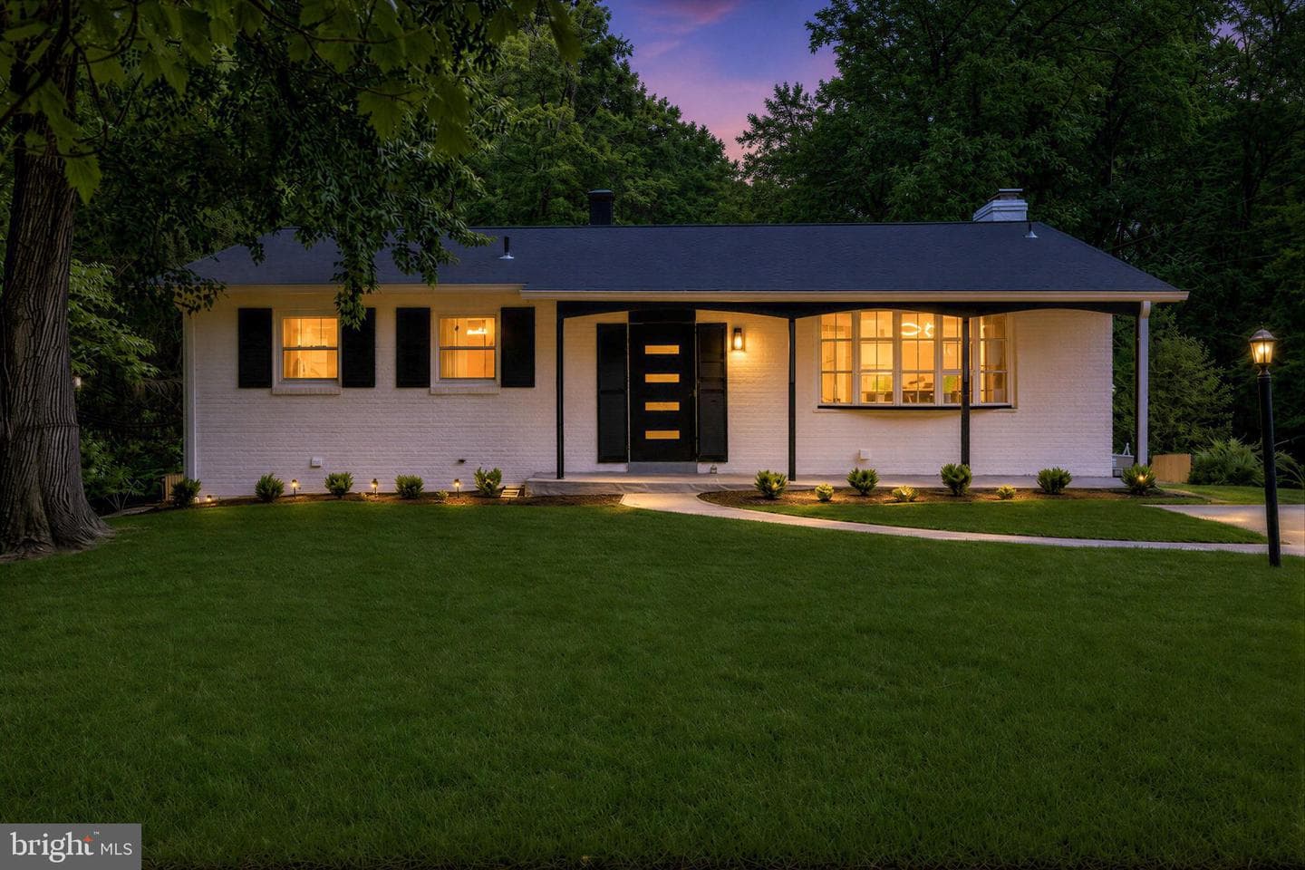 13219 Hathaway Drive photo 1