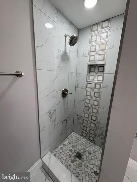 1000 Maple Avenue photo 18