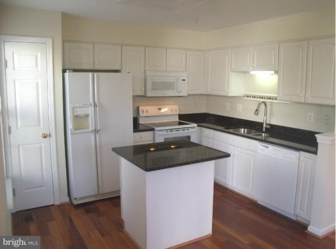 13647 Palmetto Circle #4 photo 7