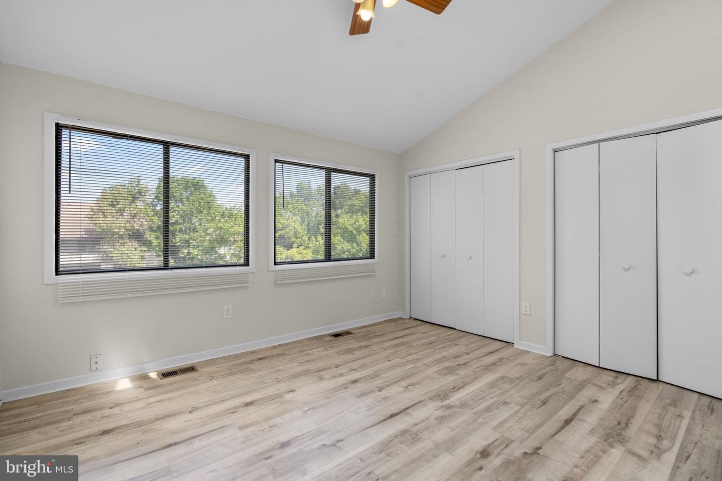 18415 Bishopstone Court #42 photo 24