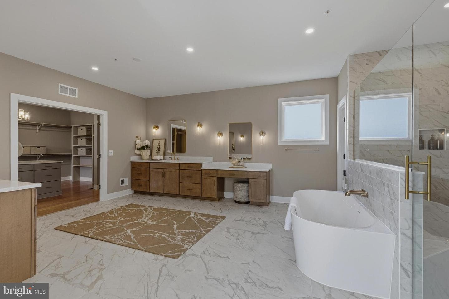 5028 Strathmore Avenue photo 25