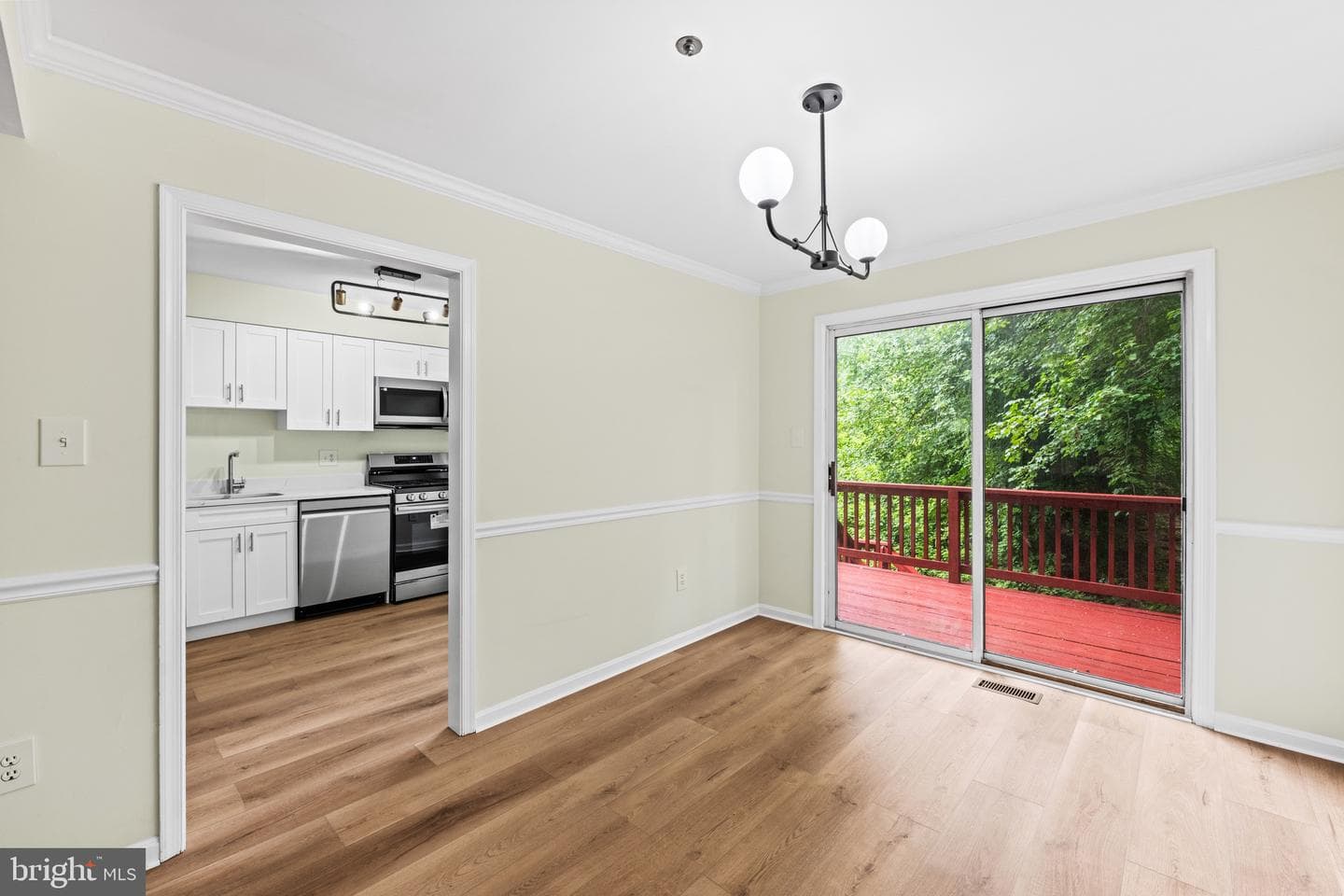 2615 Chivalry Court photo 12