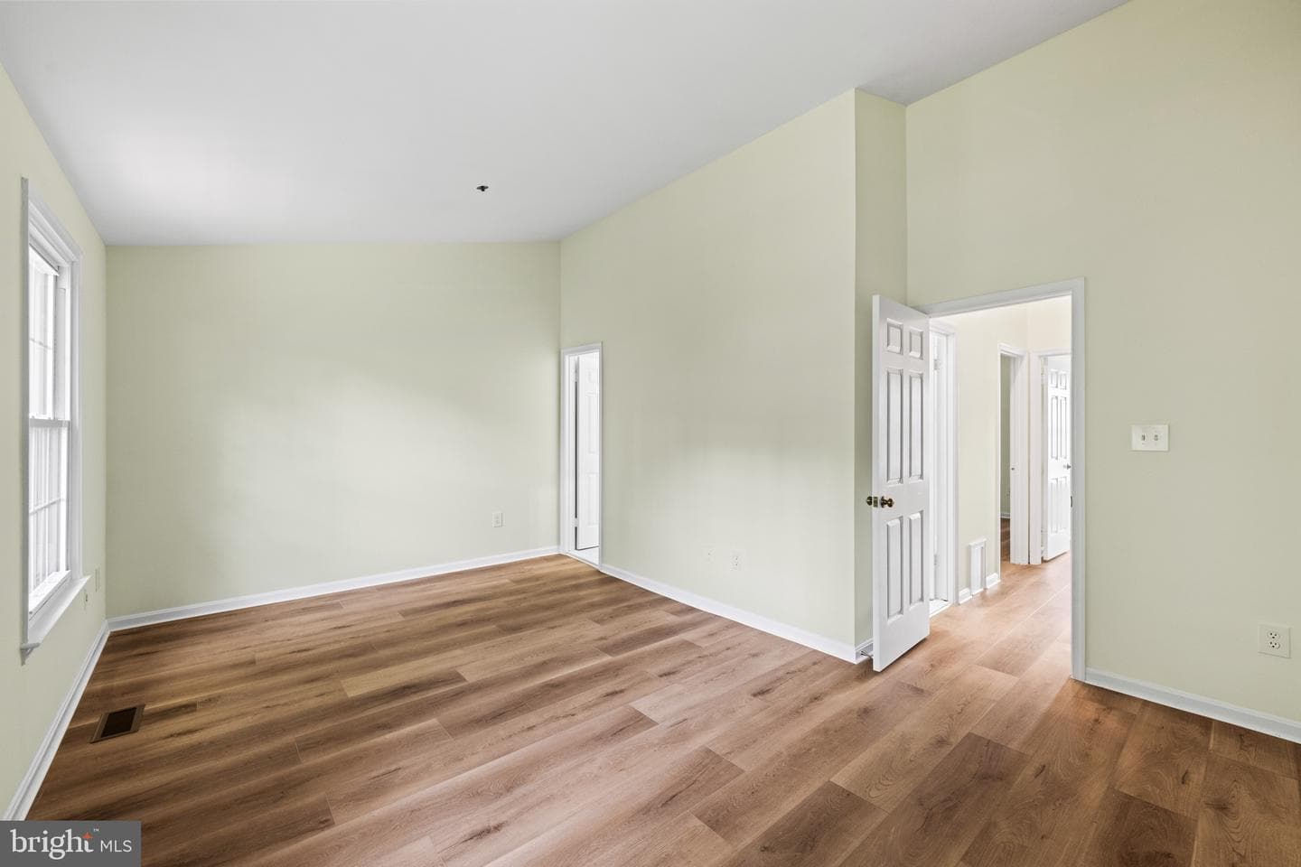 2615 Chivalry Court photo 25
