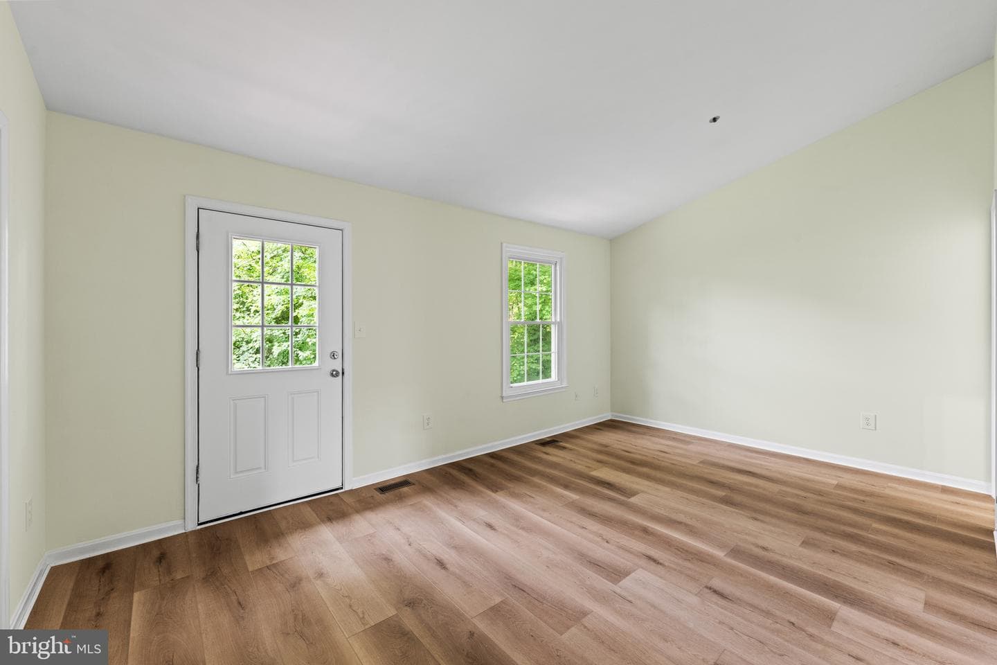 2615 Chivalry Court photo 34