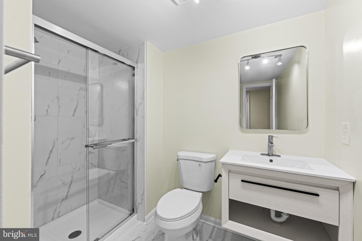 2615 Chivalry Court photo 44