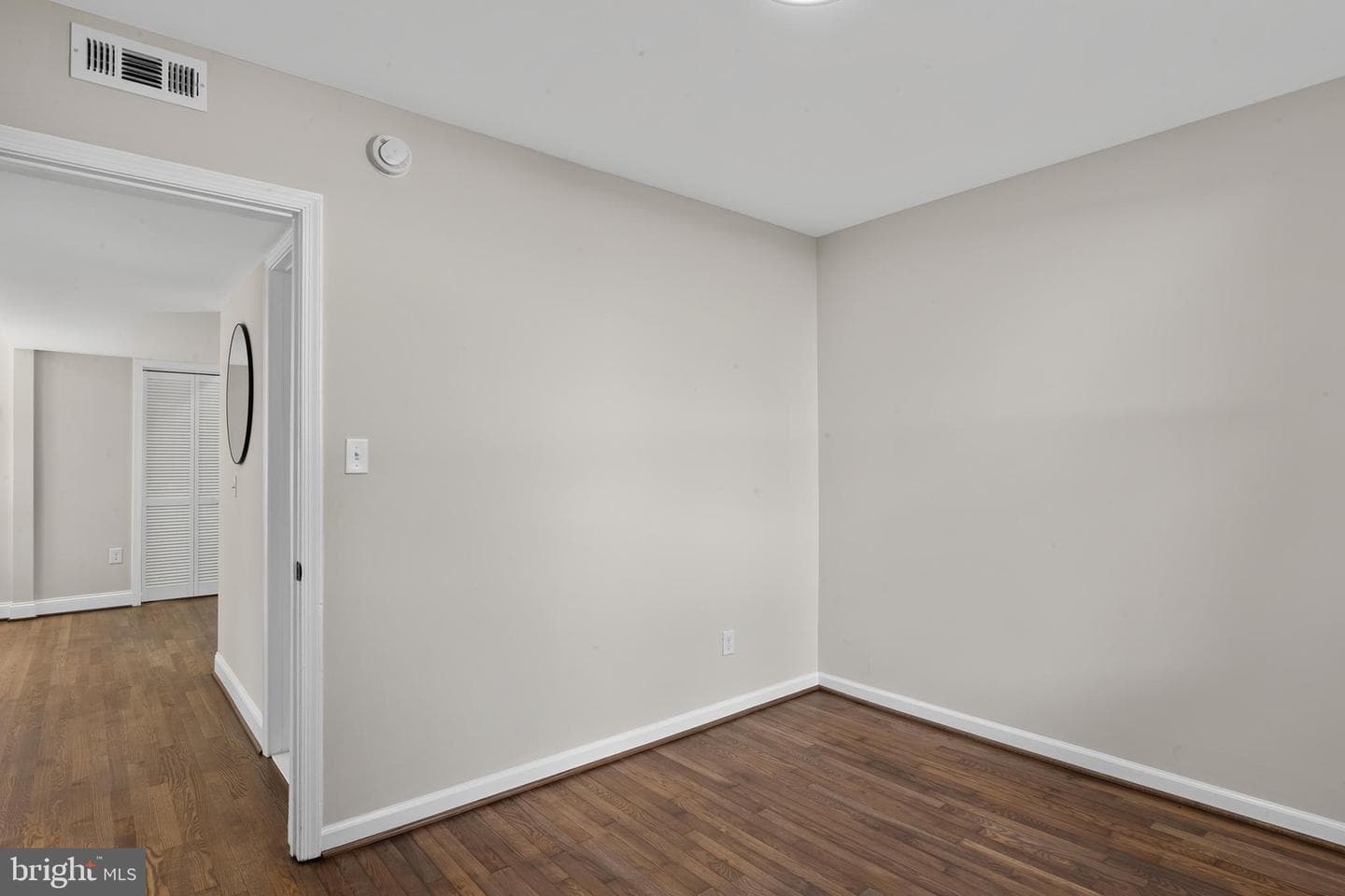 1014 Crawford Drive photo 32