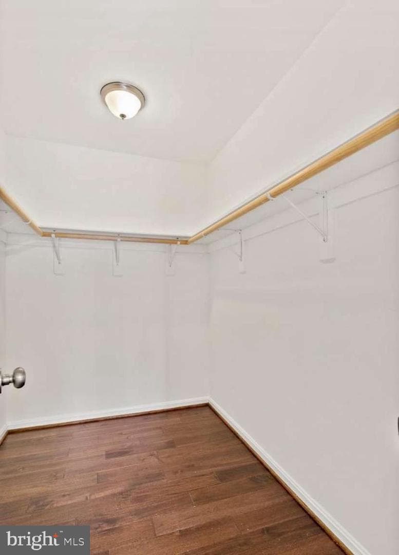 1 McFarlin Court photo 14