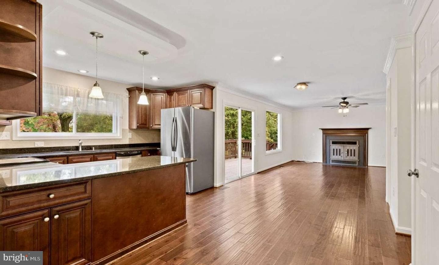 1 McFarlin Court photo 7