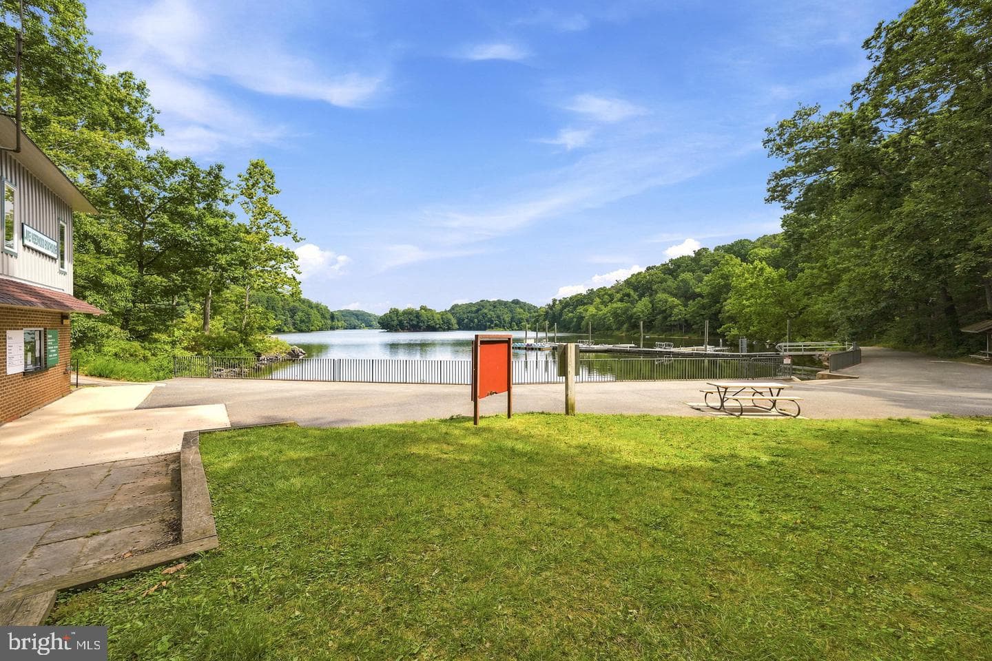 5904 Muncaster Mill Road photo 48