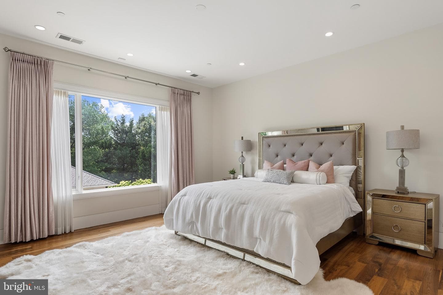 8880 Bradley Boulevard photo 32