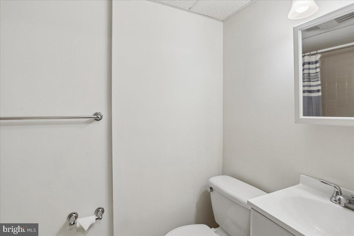 10717 St Paul Street photo 22