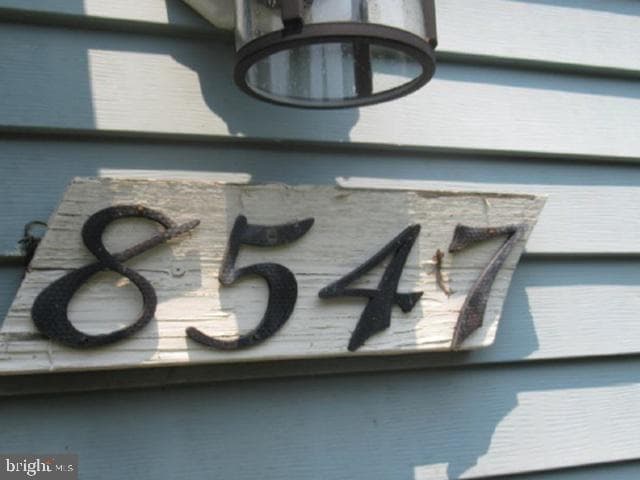 8547 Hawk Run Terrace photo 2