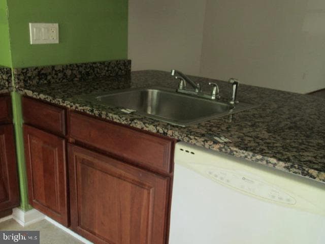 8547 Hawk Run Terrace photo 4