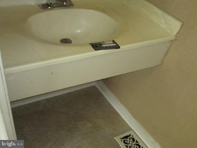 8547 Hawk Run Terrace photo 8
