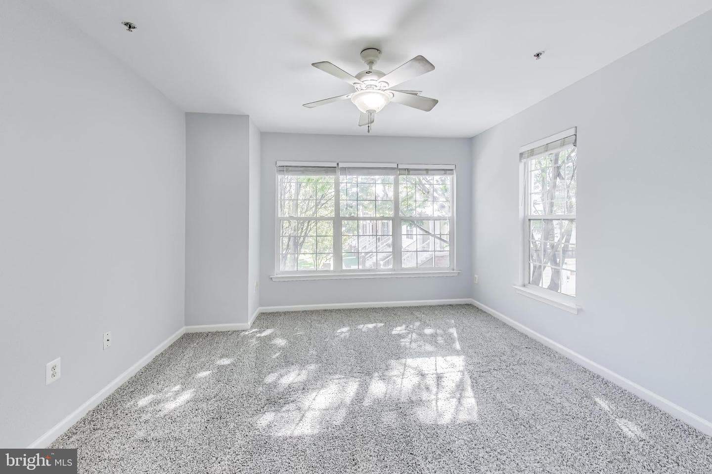 2022 University Boulevard W #11 photo 18