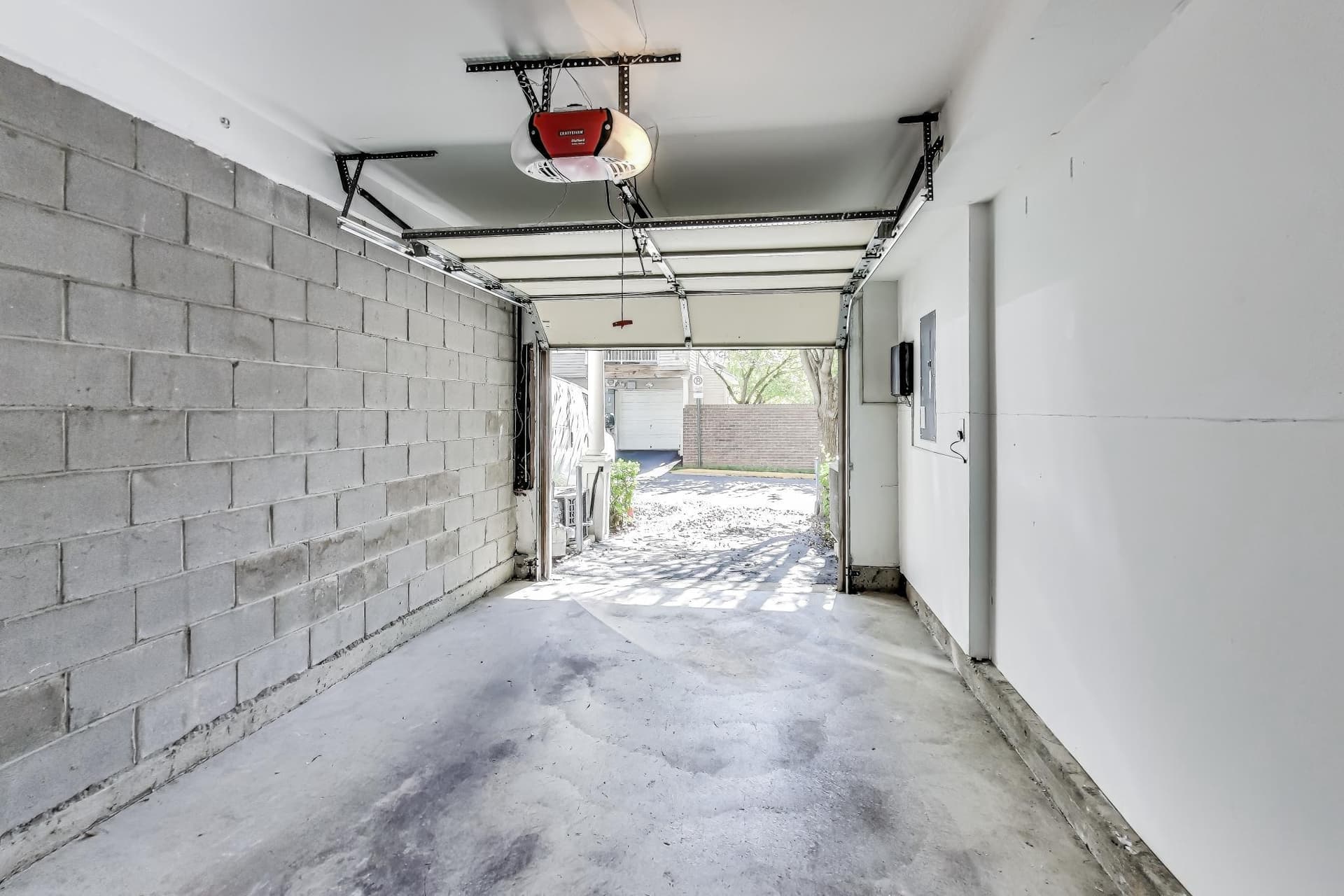 2022 University Boulevard W #11 photo 28
