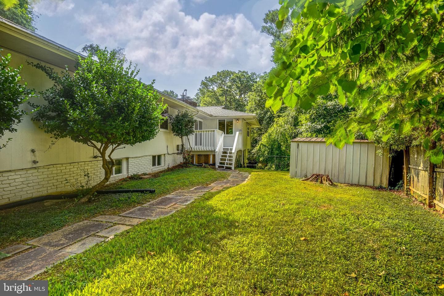 6900 Heatherhill Road photo 27