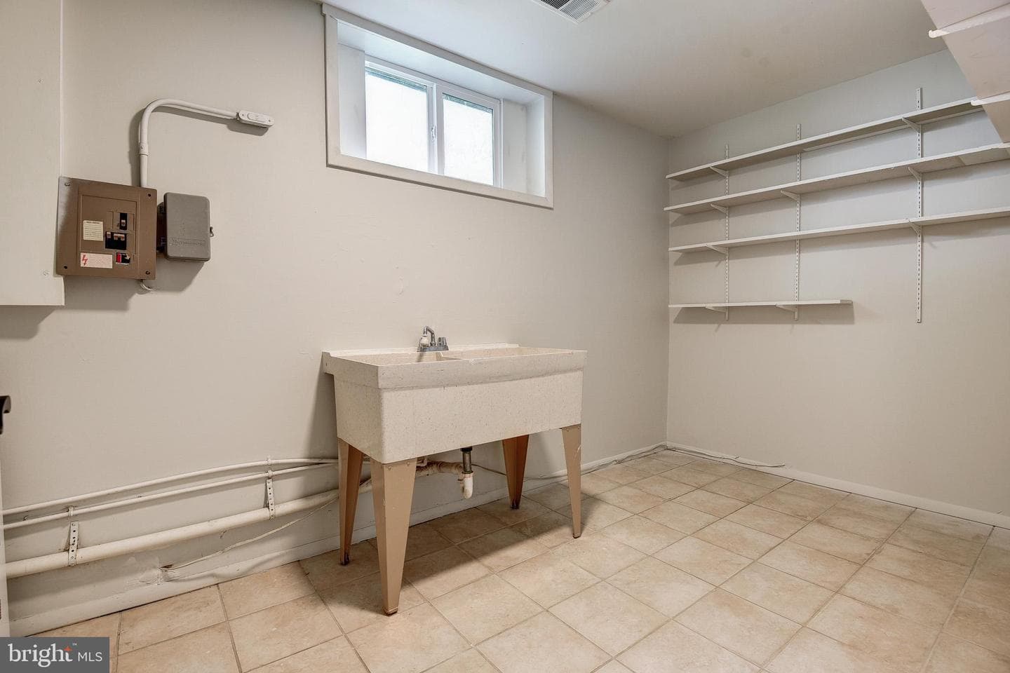 6900 Heatherhill Road photo 50