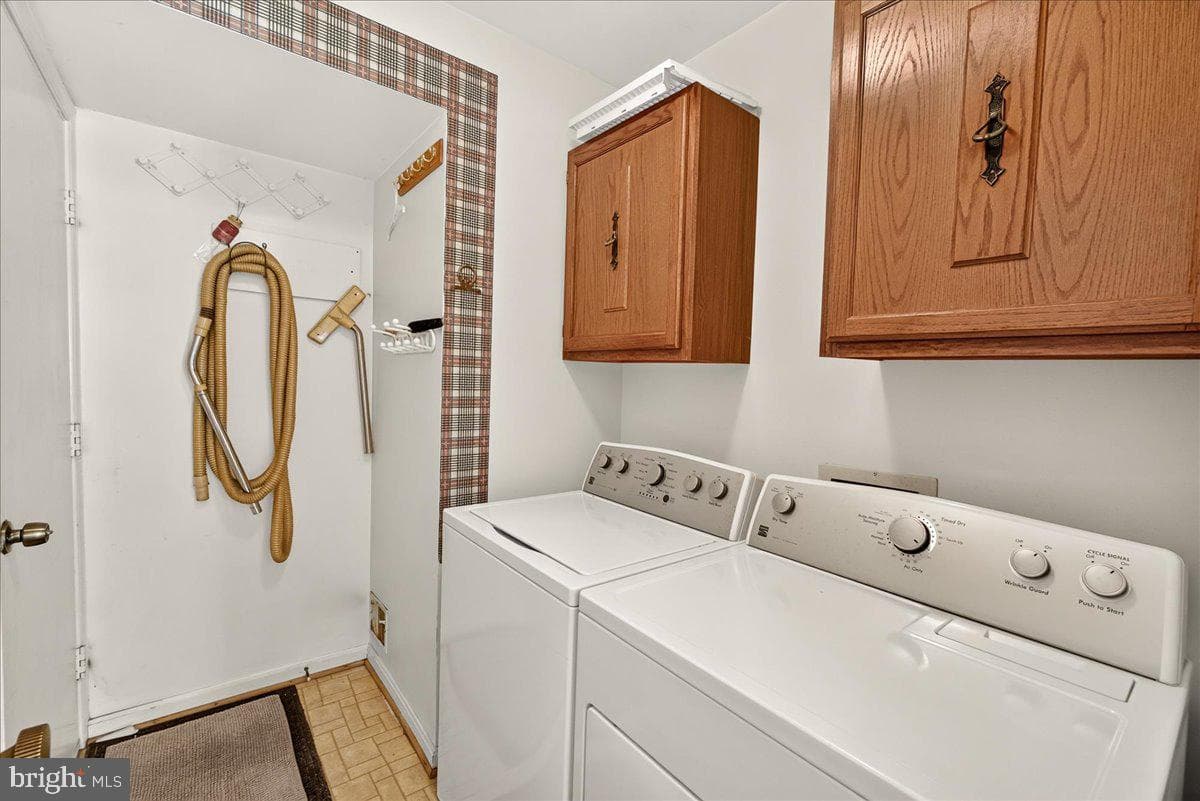 2412 Kaywood Lane photo 25