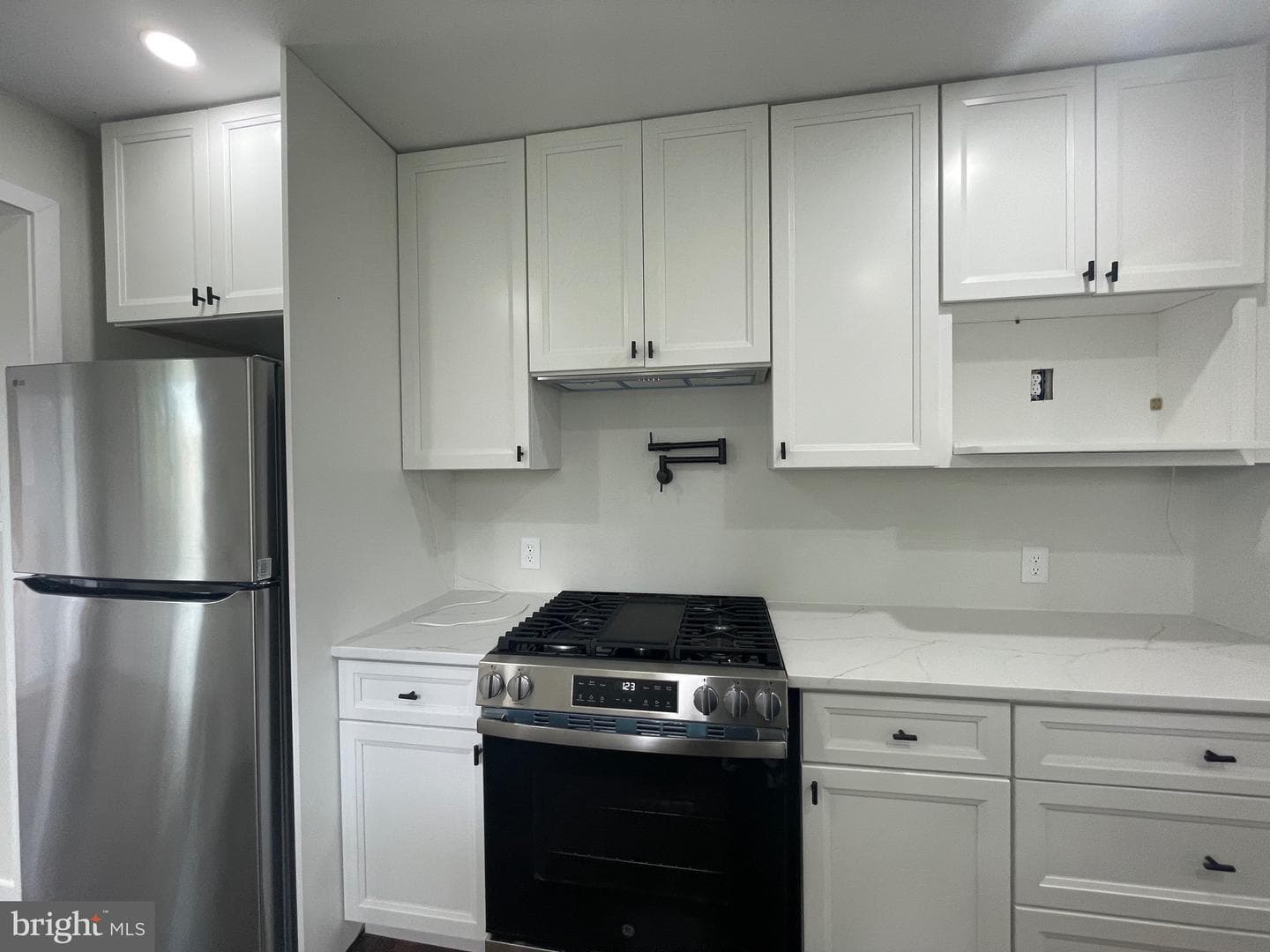 1229 Simmons Drive photo 16