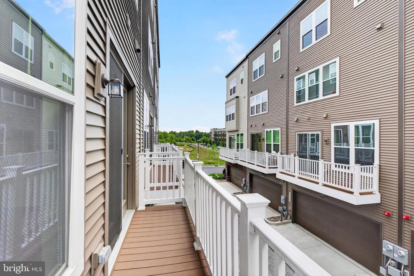 8279 Front Loop photo 15