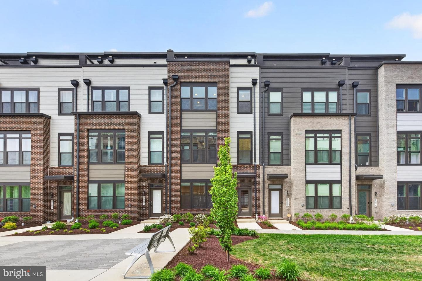 8279 Front Loop, Rockville