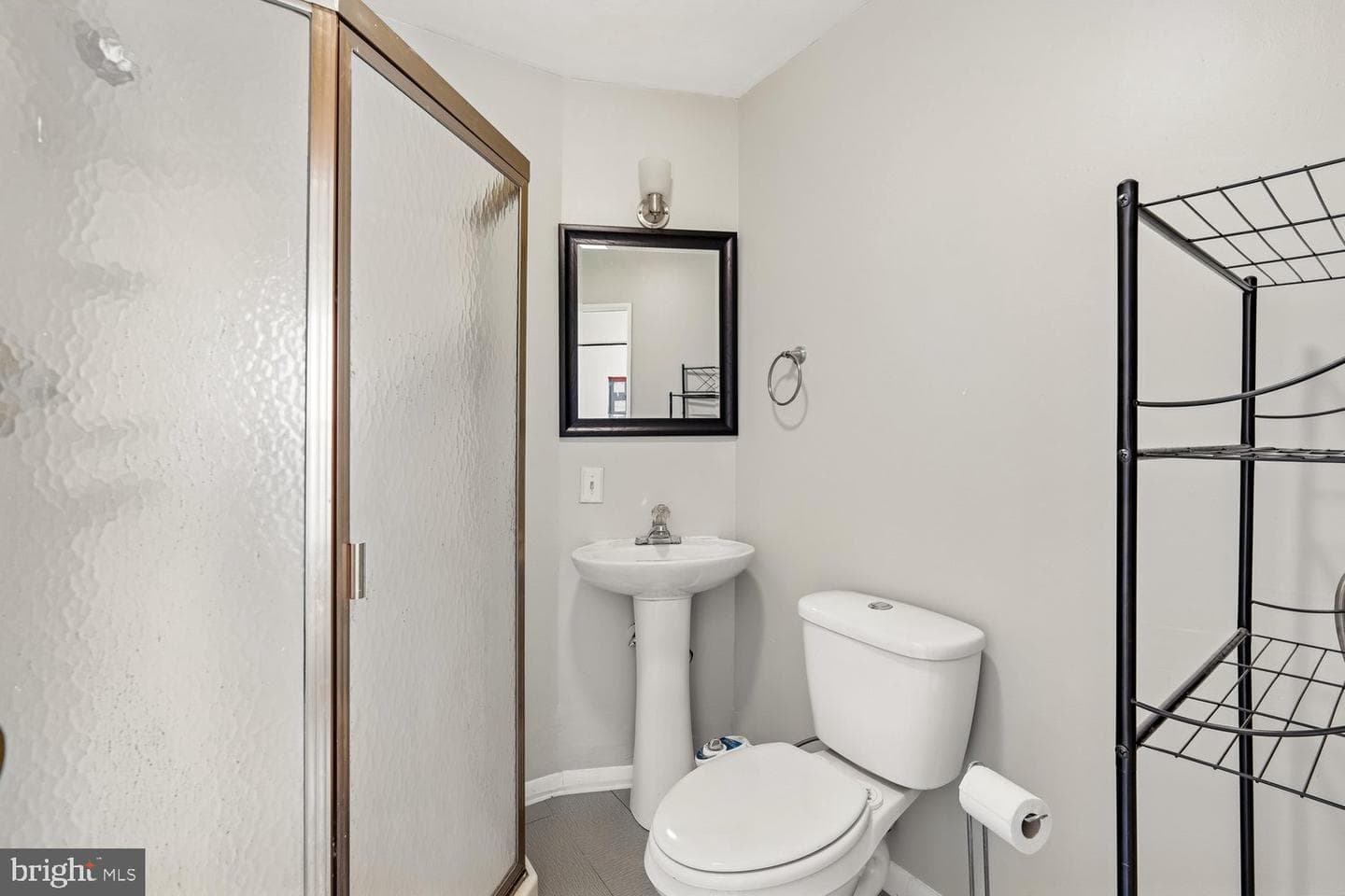 4242 Tazewell Terrace photo 11
