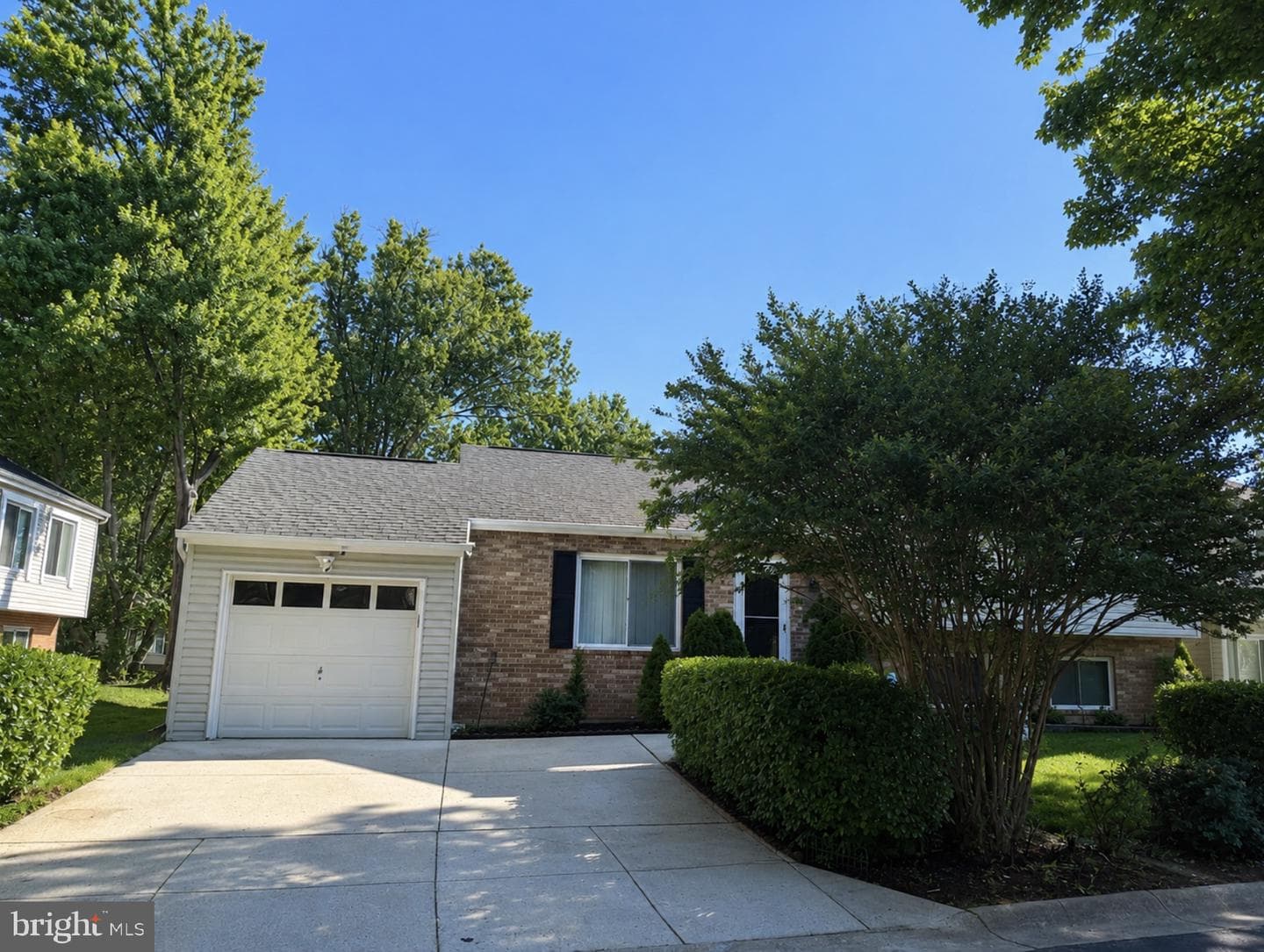 12 Glazebrook Court, Gaithersburg