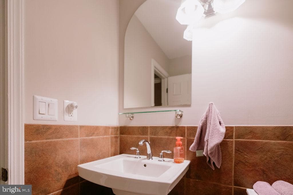 13020 Shadyside Lane #a photo 50
