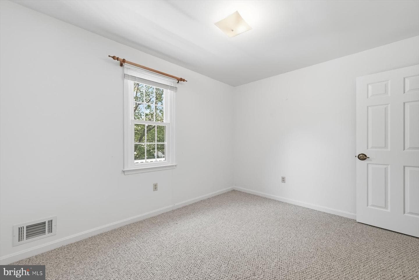 11337 Freas Drive photo 38