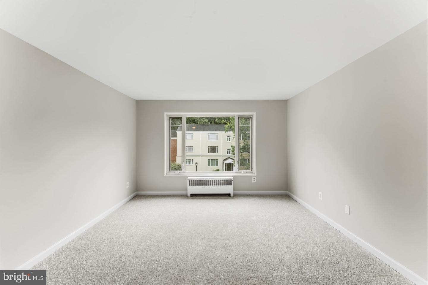 10413 Montrose Avenue #10413 photo 10