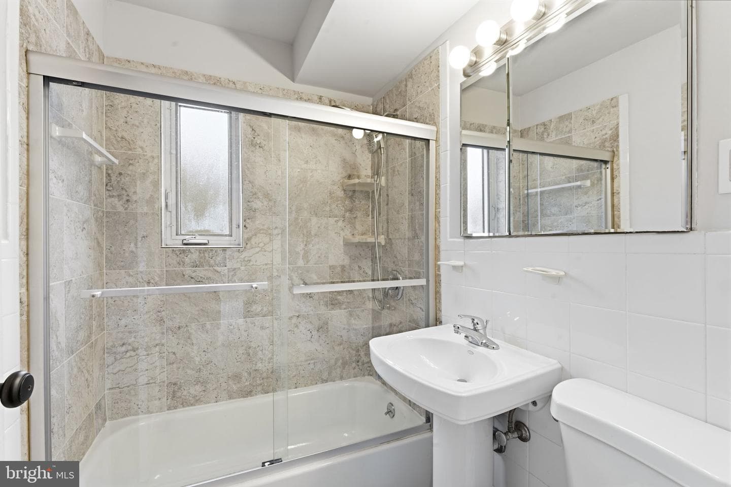 10413 Montrose Avenue #10413 photo 23