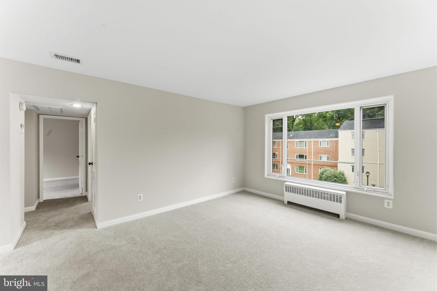 10413 Montrose Avenue #10413 photo 24