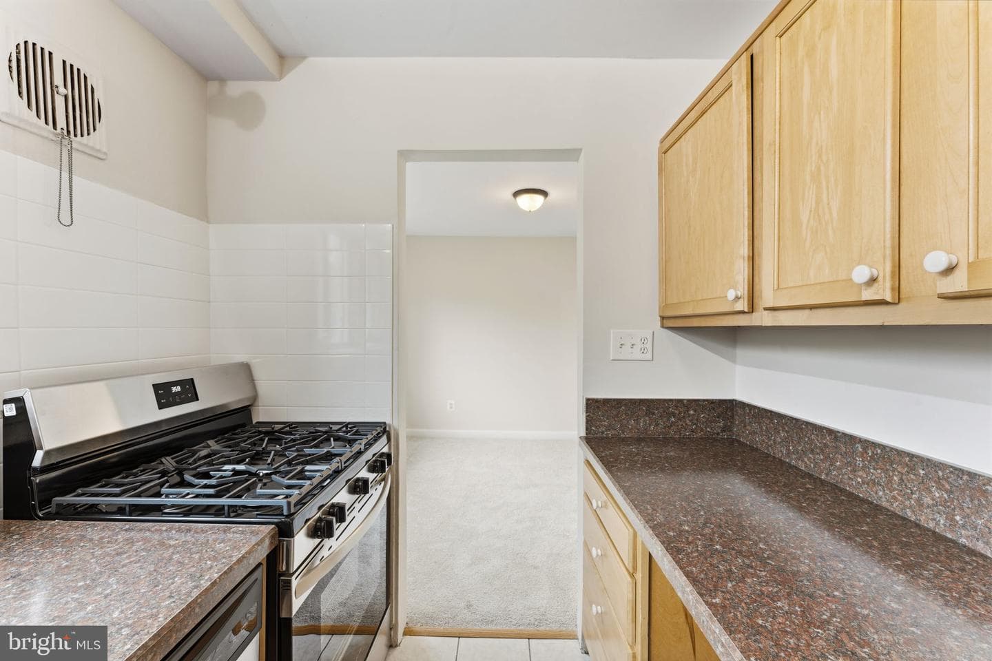10413 Montrose Avenue #10413 photo 7