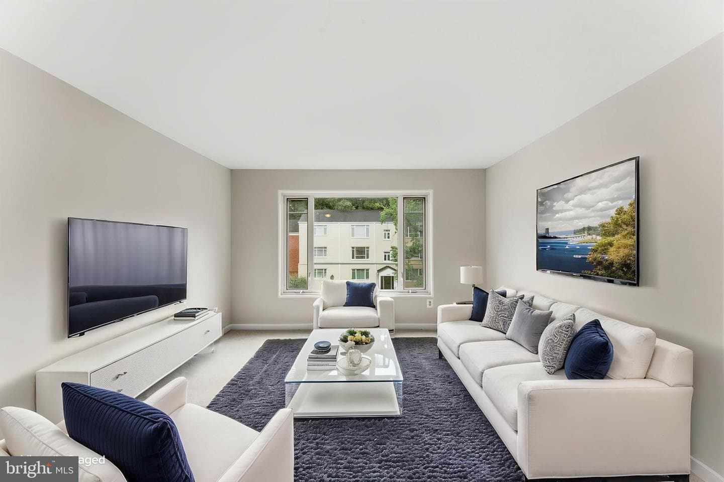 10413 Montrose Avenue #10413 photo 9