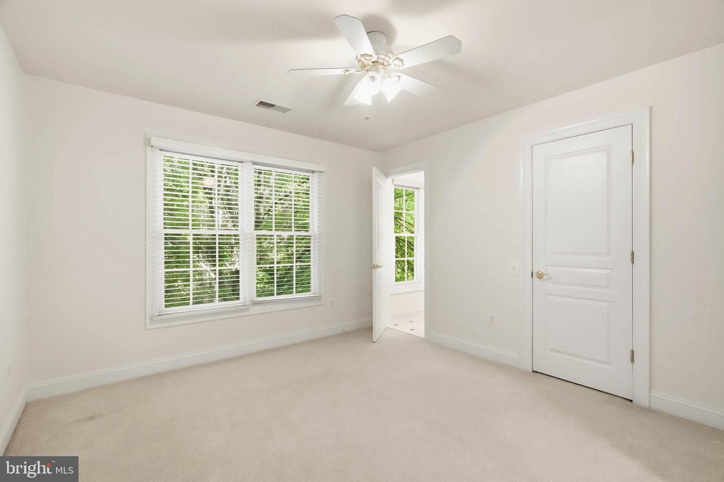 400 Long Trail Terrace photo 31